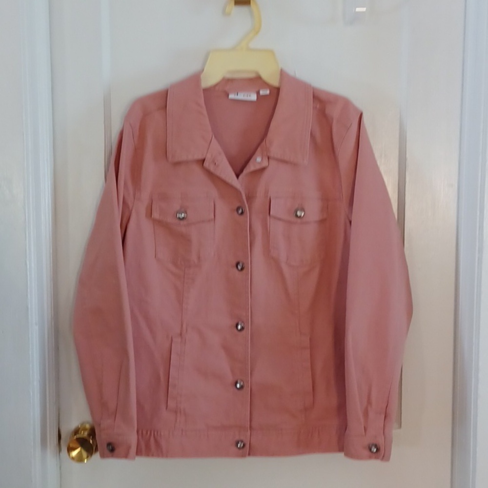 Denim and Co. Jean jacket women's size large pink color